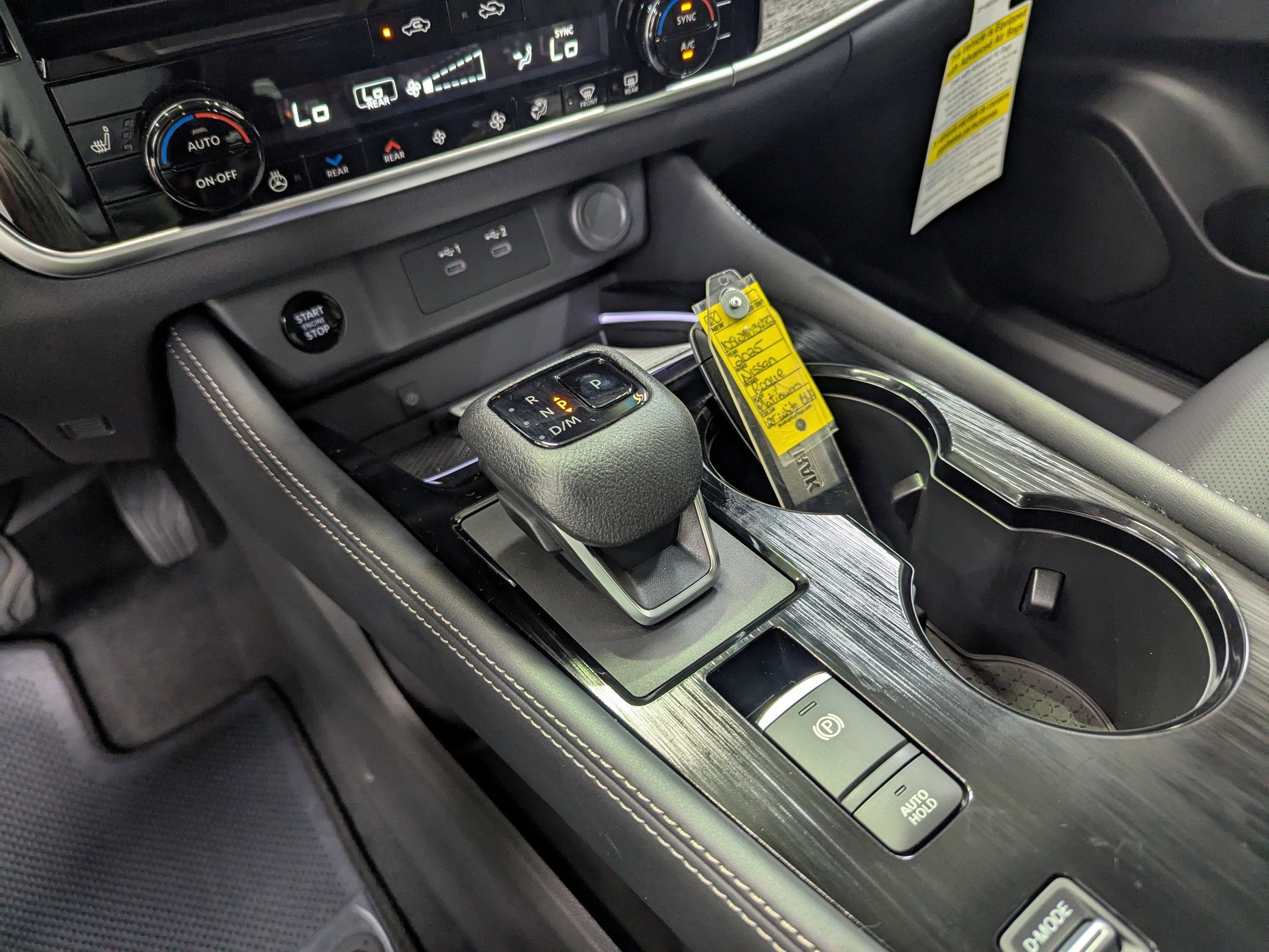 2025 Nissan Rogue Platinum