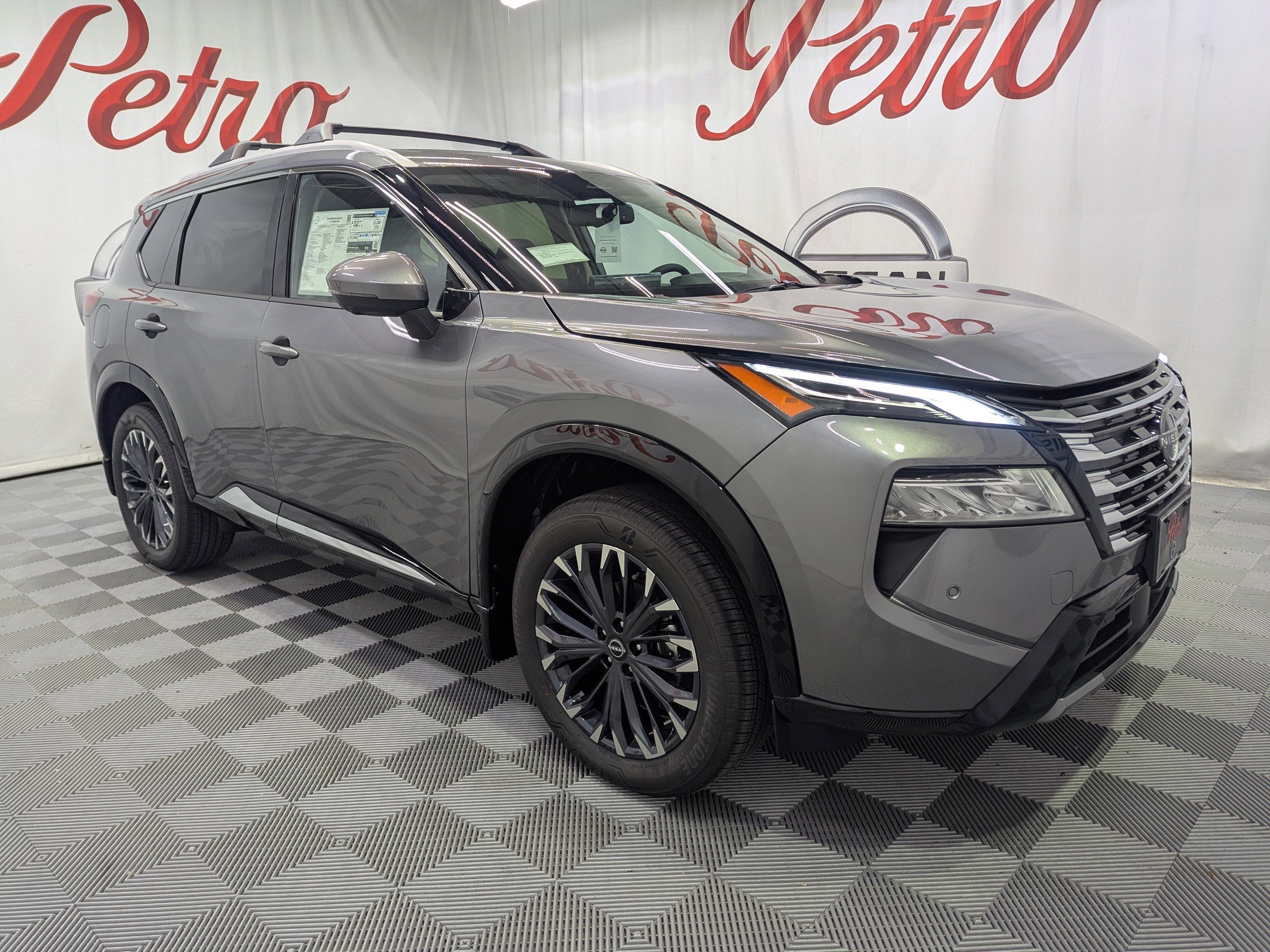 2025 Nissan Rogue Platinum