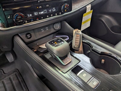 2025 Nissan Rogue Platinum