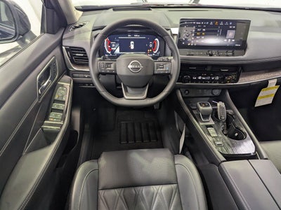 2025 Nissan Rogue Platinum