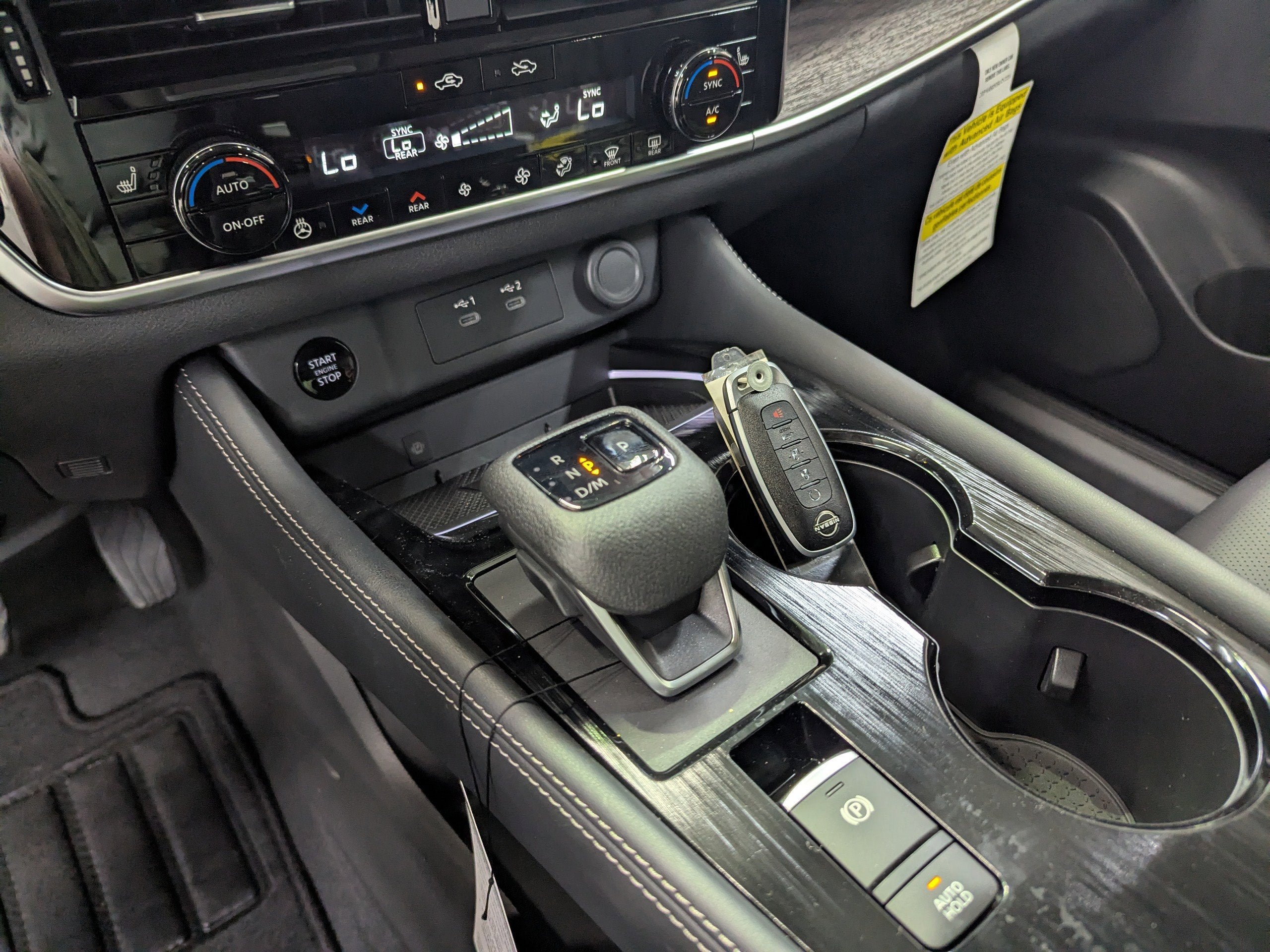 2025 Nissan Rogue Platinum