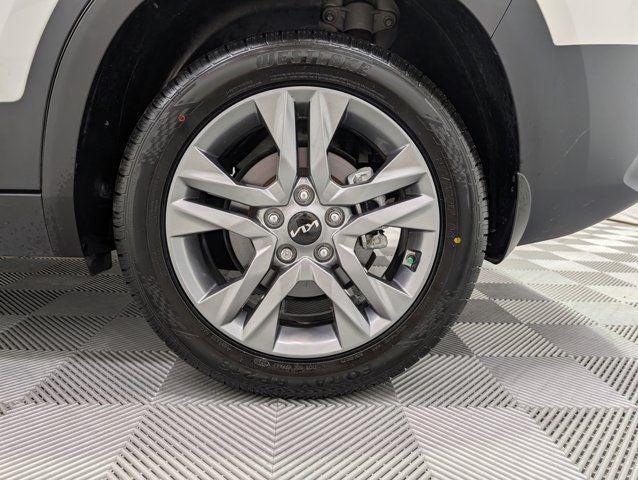 2023 Kia Seltos LX