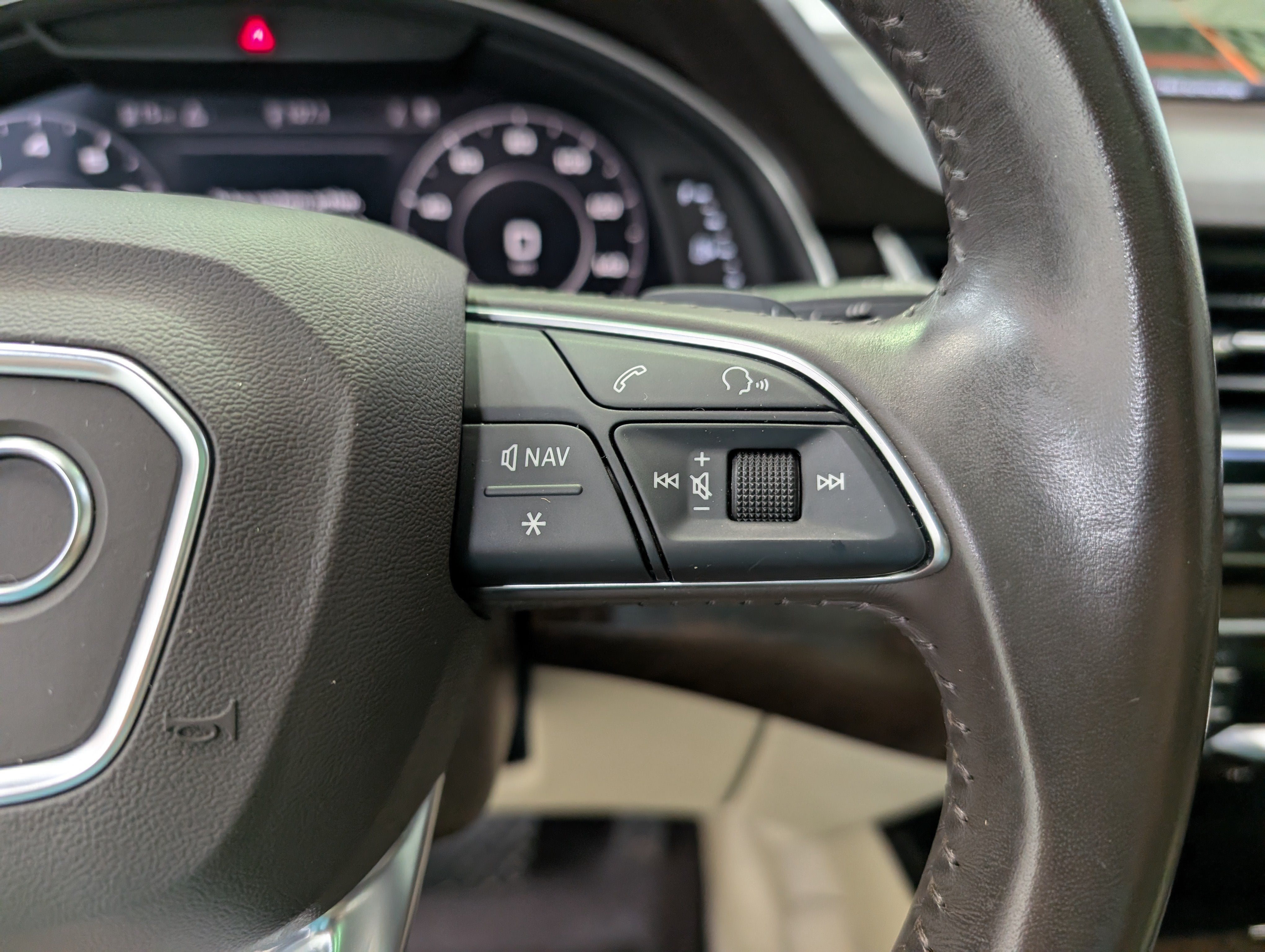 2019 Audi Q7 55 Premium Plus quattro