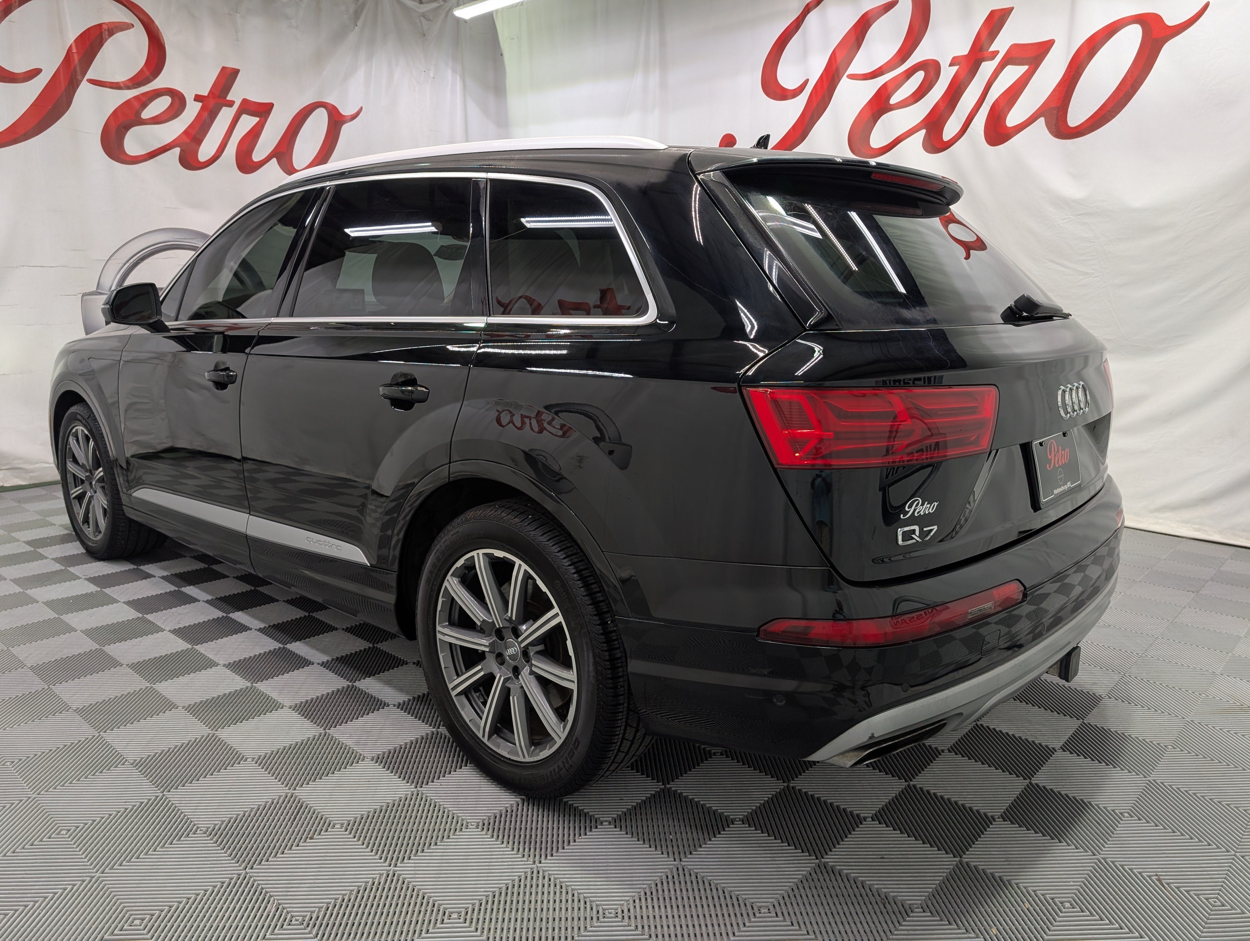 2019 Audi Q7 55 Premium Plus quattro