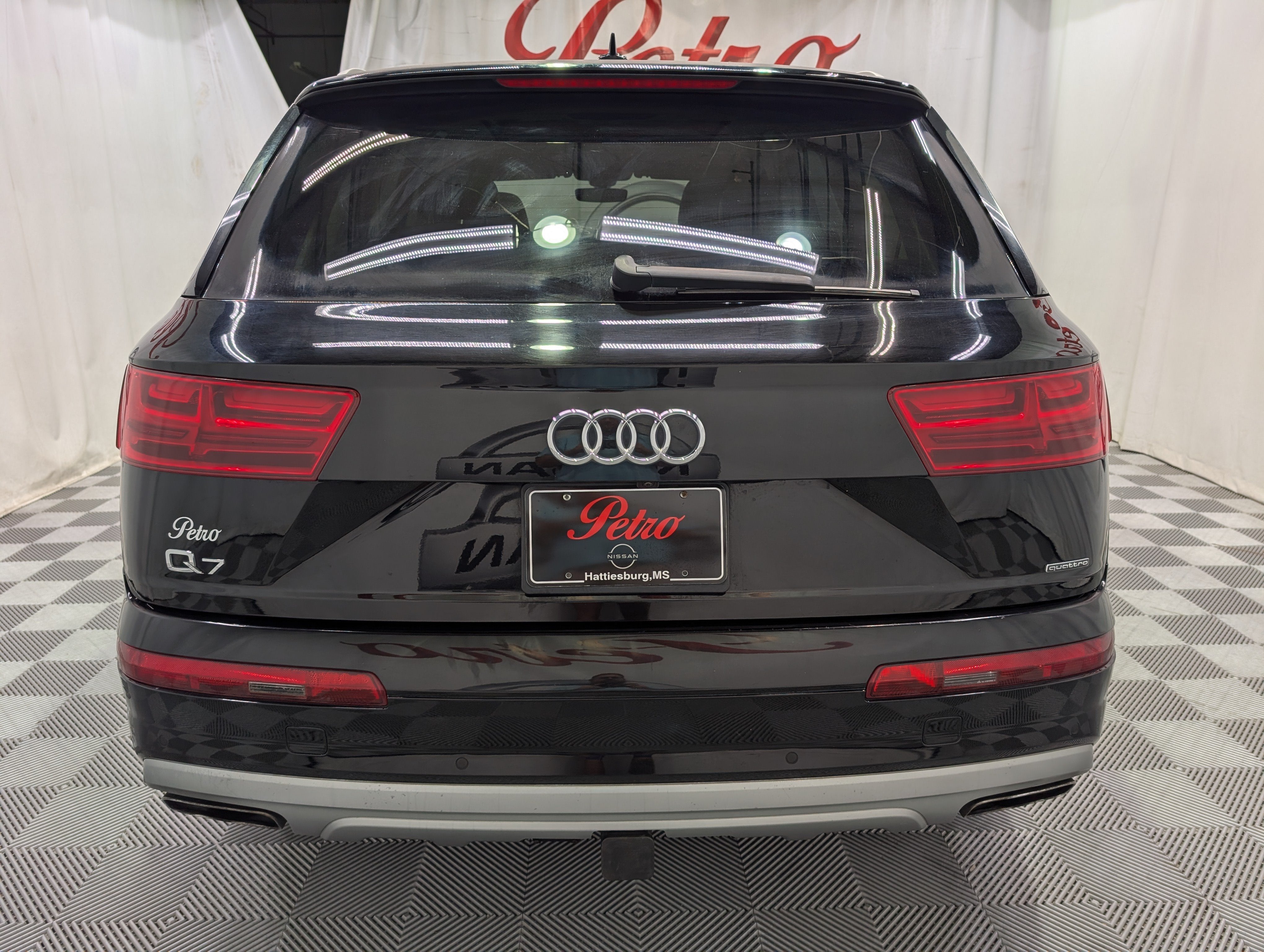 2019 Audi Q7 55 Premium Plus quattro