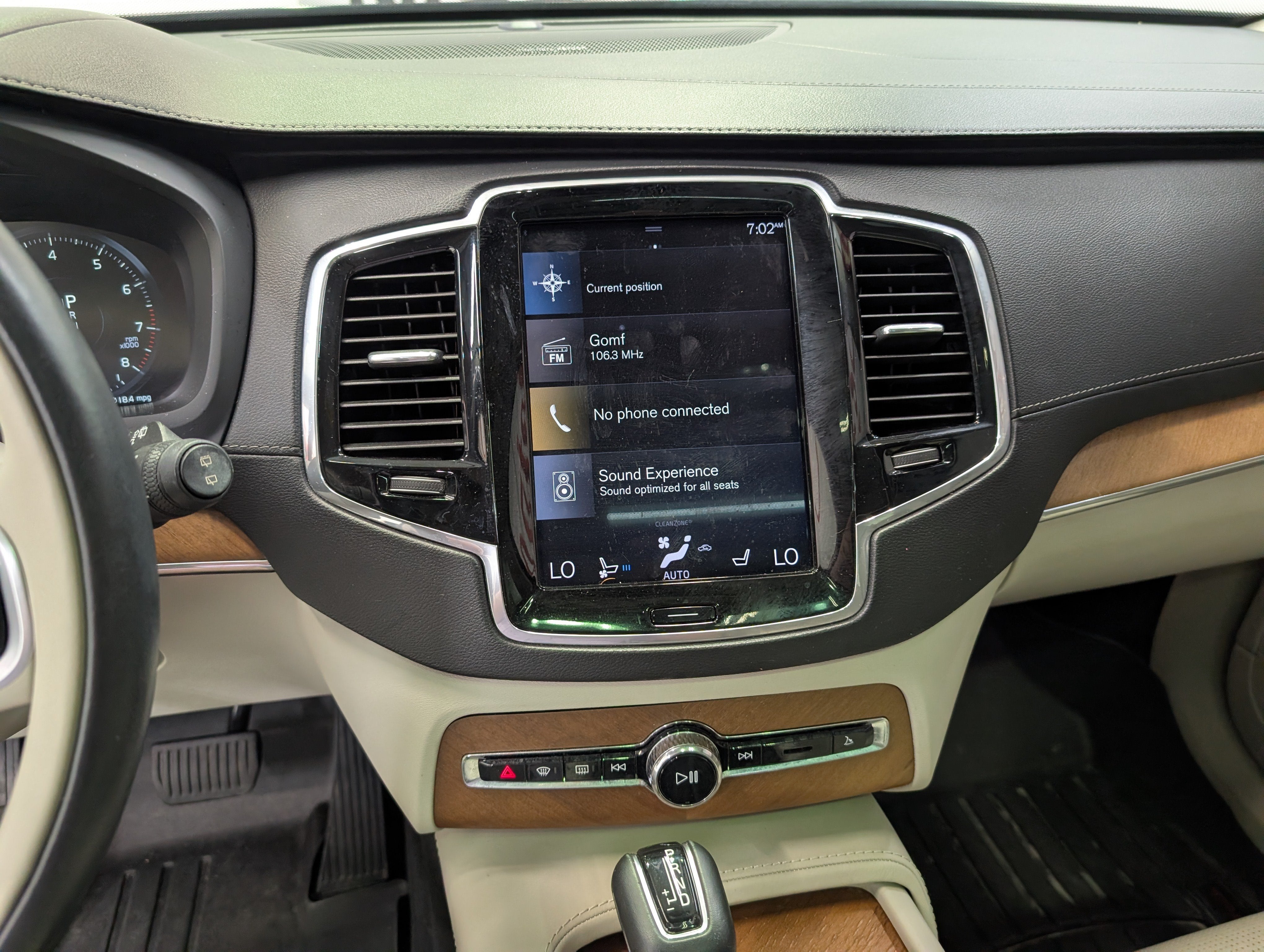 2019 Volvo XC90 T6 Inscription