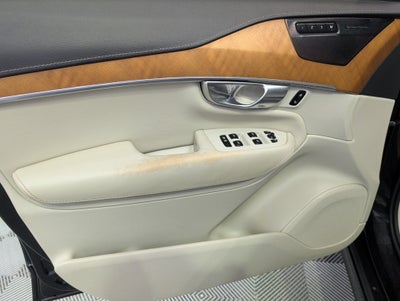 2019 Volvo XC90 T6 Inscription