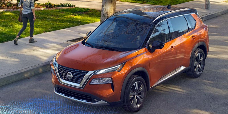 2022 nissan rogue orange